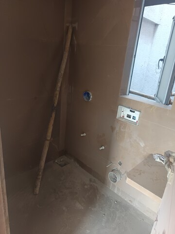 Bathroom in 3 BHK Apartment at Goghari Mansion CHS, Santacruz West – for Rent