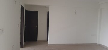 Room in 2.5 BHK Apartment at Antriksh Krishna Apartments, Sector 94 – for Sale