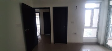Room in 2.5 BHK Apartment at Antriksh Krishna Apartments, Sector 94 – for Sale