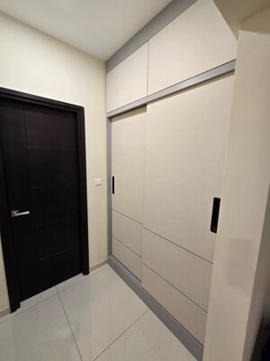 Room in 3 BHK Apartment at Rajapushpa Provincia, Narsingi – for Rent