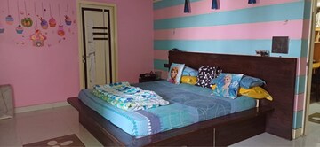 Bedroom in 4 BHK Apartment at Aashish Satyam, Mansarovar – for Rent