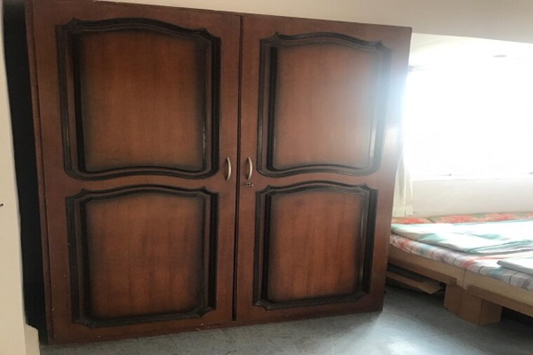 Room, lok-gaurav-society 1 Bedroom 400 Sq.Ft. Apartment In Vikhroli West Mumbai 9576860