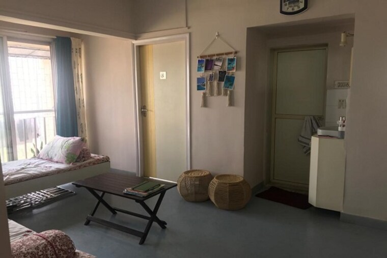 Room, lok-gaurav-society 1 Bedroom 400 Sq.Ft. Apartment In Vikhroli West Mumbai 9576860