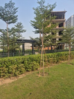 Plot For Sale in DLF Gardencity Enclave