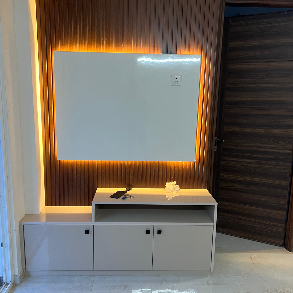 3.5 BHK Builder Floor For Rent in Smart World Gems