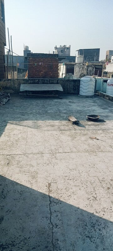 Parking in 2 BHK Independent House at Om Sai Enclave Chipiyana Buzurg, Chipiyana Buzurg – for Sale