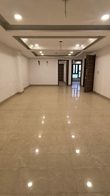 4 BHK Builder Floor For Rent in Green Fields Colony