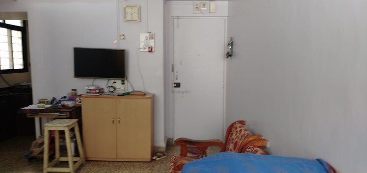 Living Room, sunita-park-apartments 1 Bedroom 502 Sq.Ft. Apartment In Bhusari Colony Pune 9576959