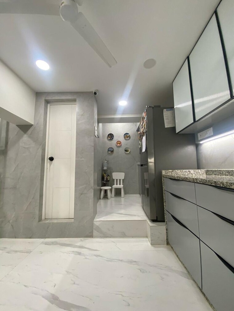 undefined, khar west 6+ Bedroom 3000 Sq.Ft. Villa In Khar West Mumbai 9576972