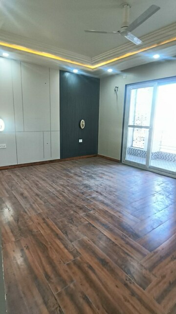 4 BHK Builder Floor For Rent in Green Fields Colony