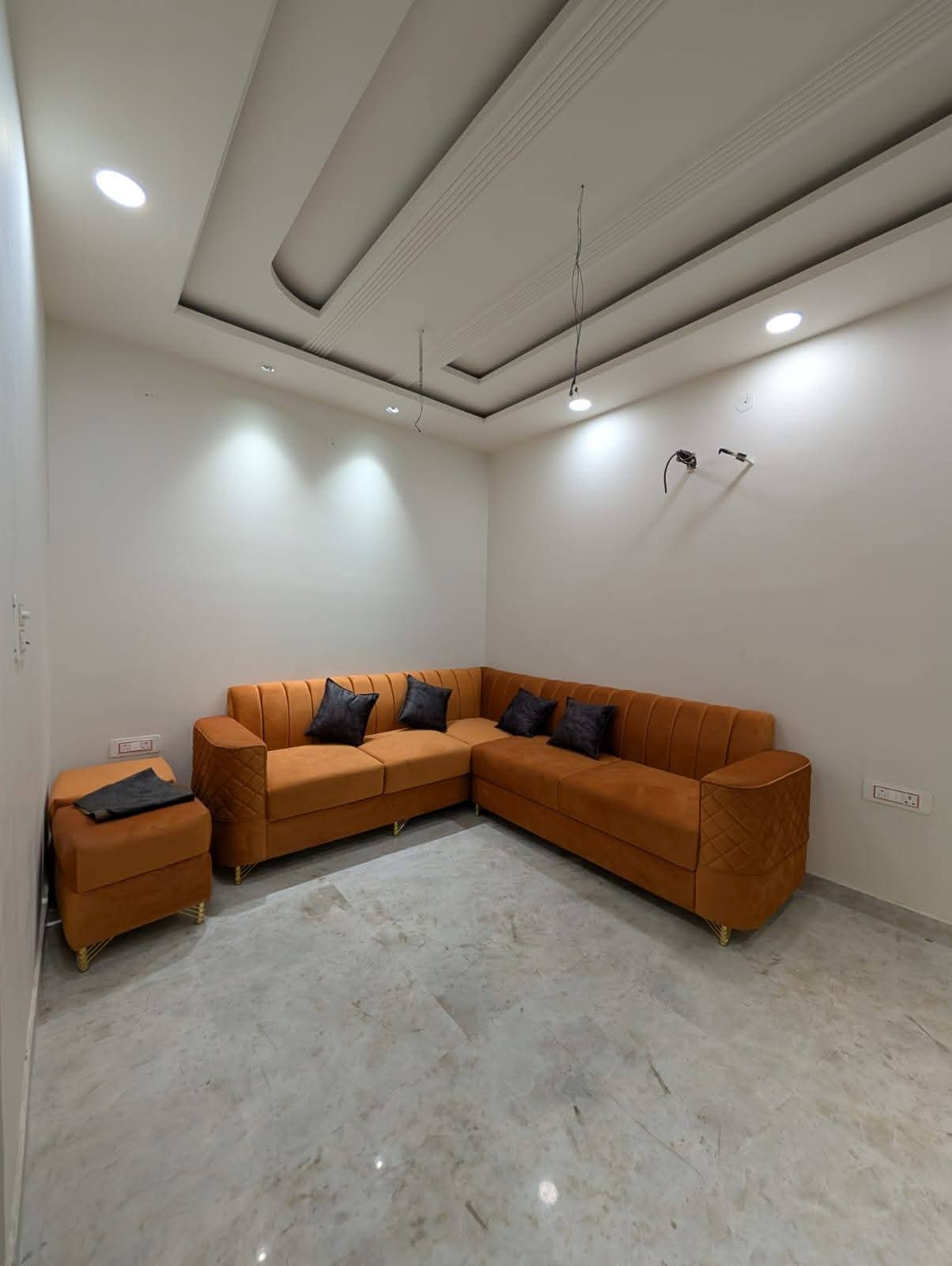 2 BHK Apartment For Rent in Ignou Road 