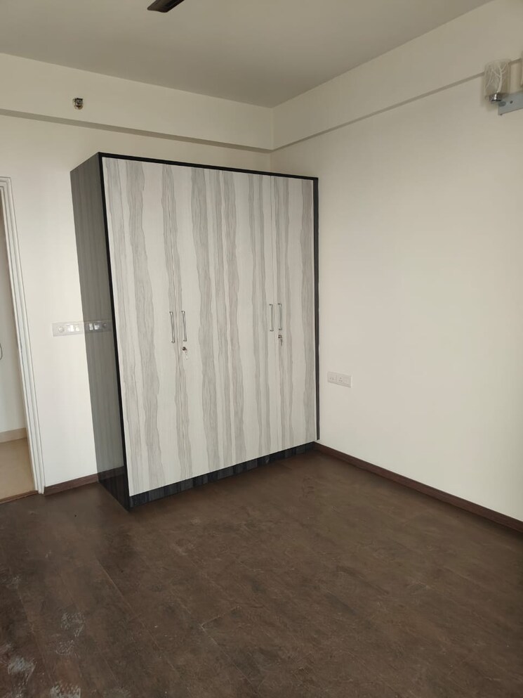 Room, emaar-the-enclave 3.5 Bedroom 1830 Sq.Ft. Apartment In Sector 66 Gurgaon 9577026