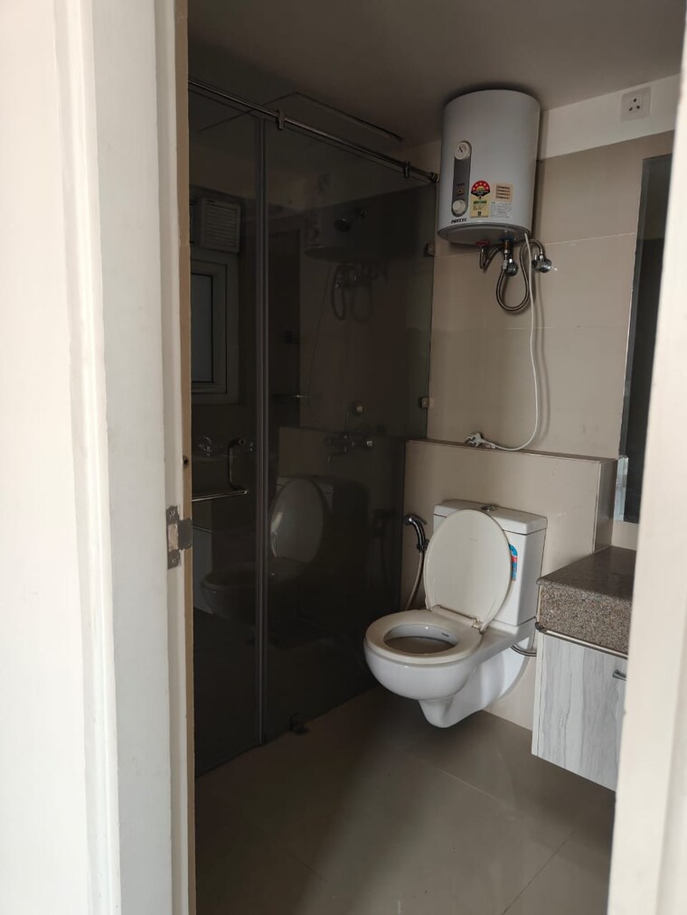 Bathroom, emaar-the-enclave 3.5 Bedroom 1830 Sq.Ft. Apartment In Sector 66 Gurgaon 9577026