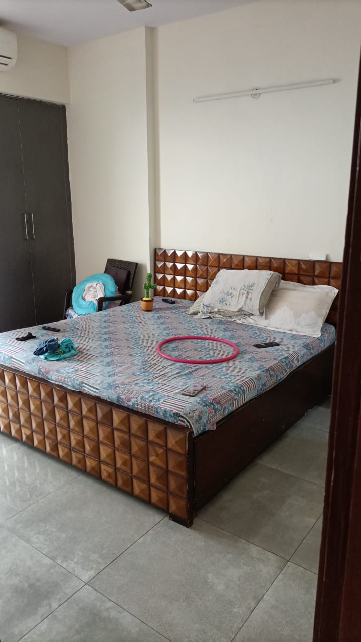 2 BHK + Pooja Room Apartment For Sale in Saya Gold Avenue