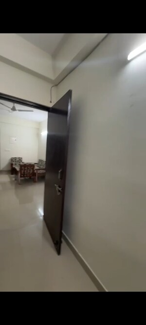 Furnished Amenities in 3 BHK Apartment at SRS Residency, Sector 88 – for Rent