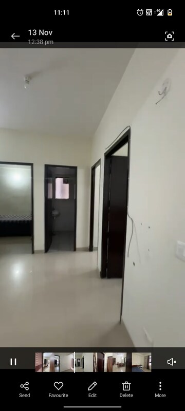 Room in 3 BHK Apartment at SRS Residency, Sector 88 – for Rent