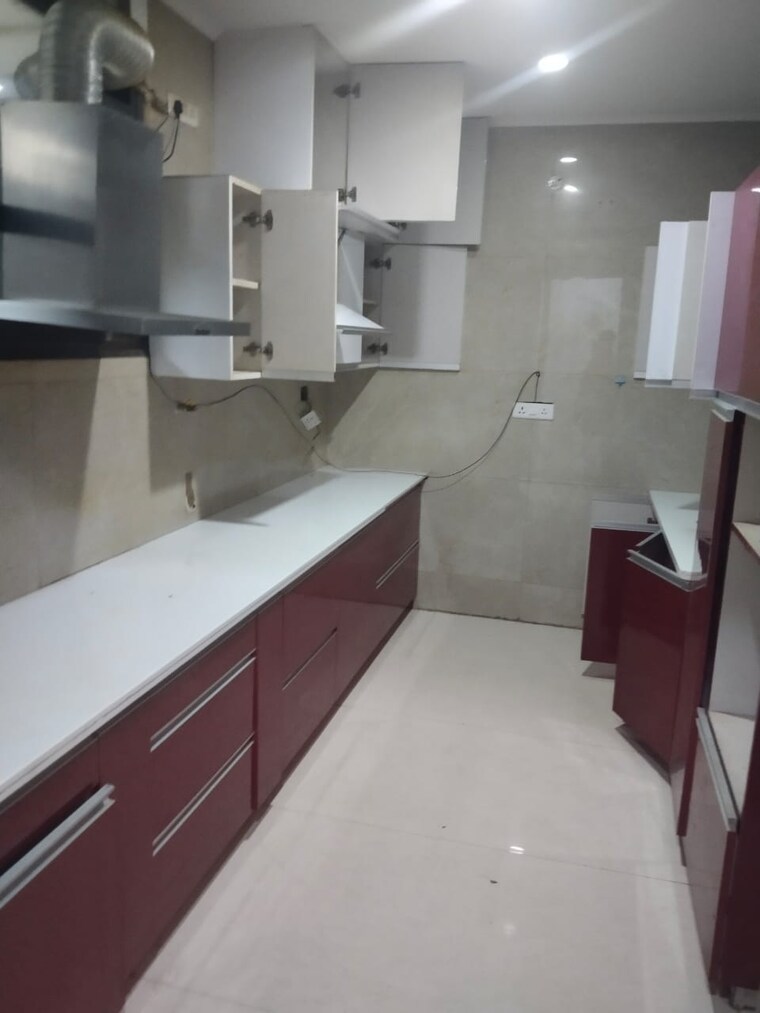 Kitchen, sector 55 3.5 Bedroom 1850 Sq.Ft. Villa In Sector 55 Noida 9577070