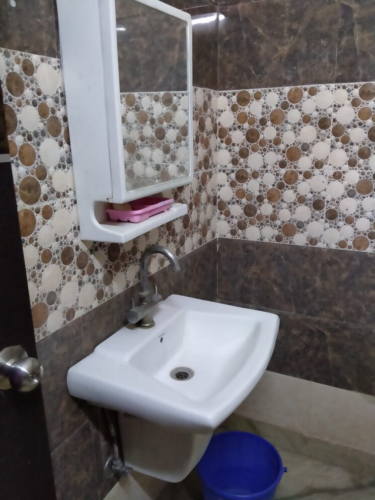 Bathroom, sector 55 3 Bedroom 1720 Sq.Ft. Independent House In Sector 55 Noida 9577093