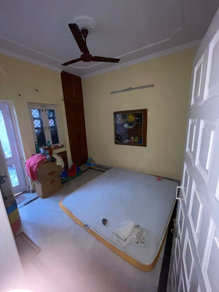 Bedroom, sector 56 2.5 Bedroom 1650 Sq.Ft. Independent House In Sector 56 Noida 9577102