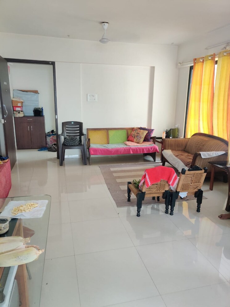 Living Room, rachana-shree-apartment 2.5 Bedroom 1101 Sq.Ft. Apartment In Dahanukar Colony Pune 9577099