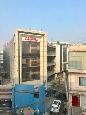  Showroom For Rent in Sector 36