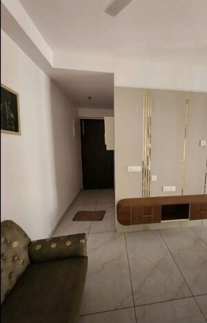 Living Room in 3 BHK Apartment at Gomti Nagar – for Rent
