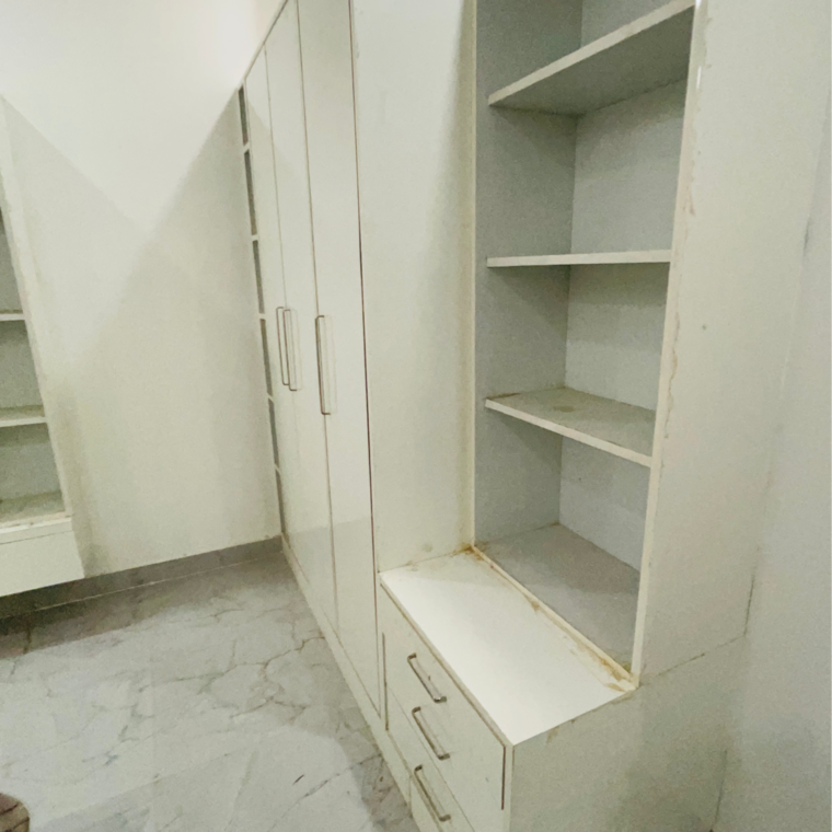 Bathroom, shri-balaji-apartments-gurgaon 3 Bedroom 1450 Sq.Ft. Builder Floor In Dharam Colony Gurgaon 9577127