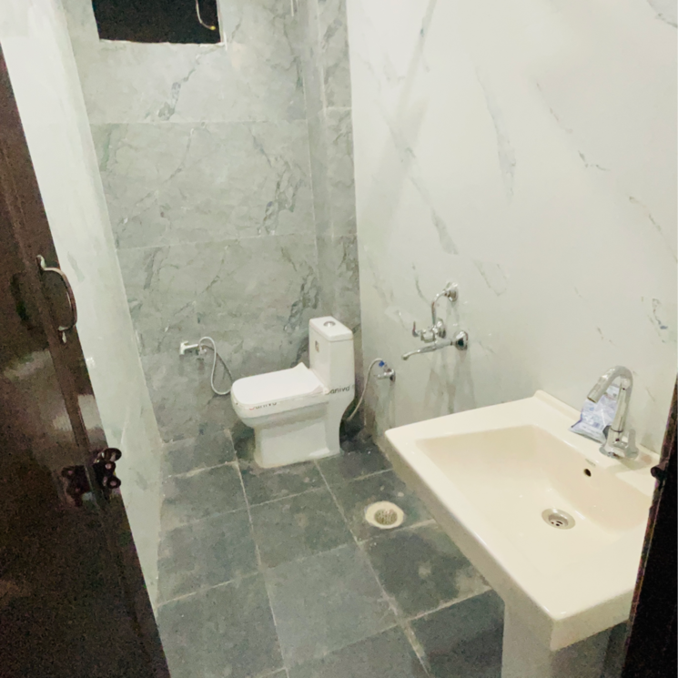 Bathroom, shri-balaji-apartments-gurgaon 3 Bedroom 1450 Sq.Ft. Builder Floor In Dharam Colony Gurgaon 9577127