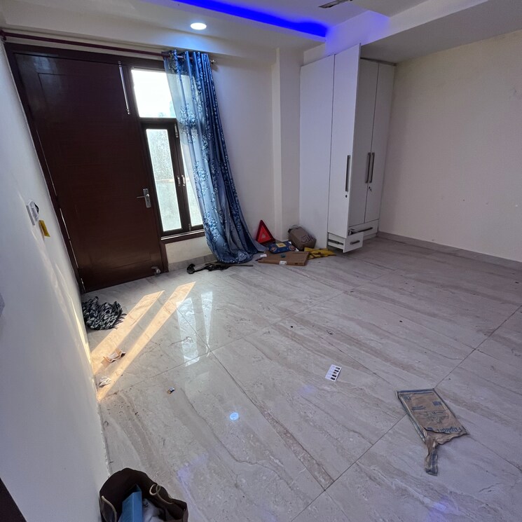 Room, chattarpur 3 Bedroom 1500 Sq.Ft. Builder Floor In Chattarpur Delhi 9577171