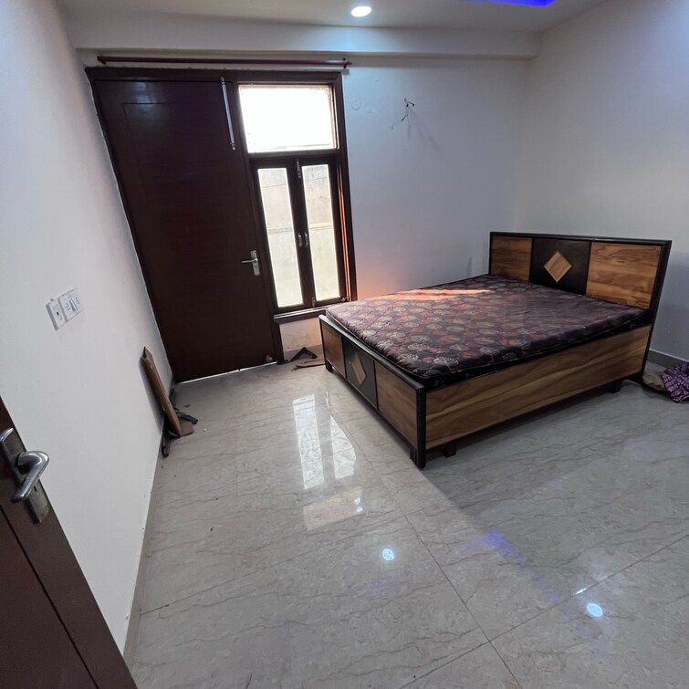 Cover Image, chattarpur 3 Bedroom 1500 Sq.Ft. Builder Floor In Chattarpur Delhi 9577171