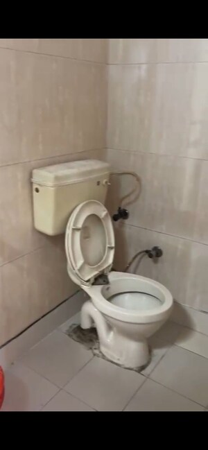 1 RK Builder Floor For Rent in Uttam Nagar