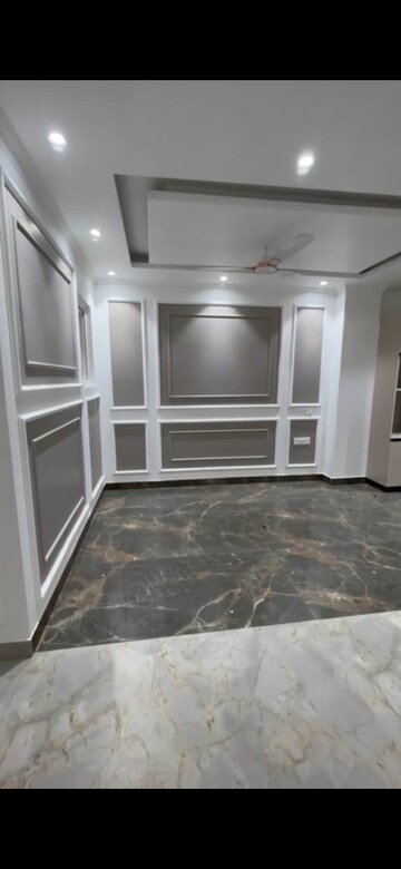 Kitchen in 3 BHK Builder Floor at Palam Vihar – for Sale