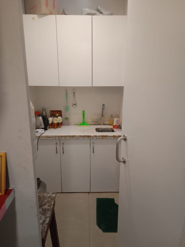 Kitchen, gajra-g-square-business-park Commercial Office Space 1050 Sq.Ft. In Vashi Sector 30a Navi Mumbai 9577158