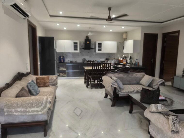 Living Room, sector 37 3 Bedroom 3400 Sq.Ft. Builder Floor In Sector 37 Chandigarh 9577164