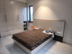 Bedroom in 3 BHK Builder Floor at Sector 37 – for Rent