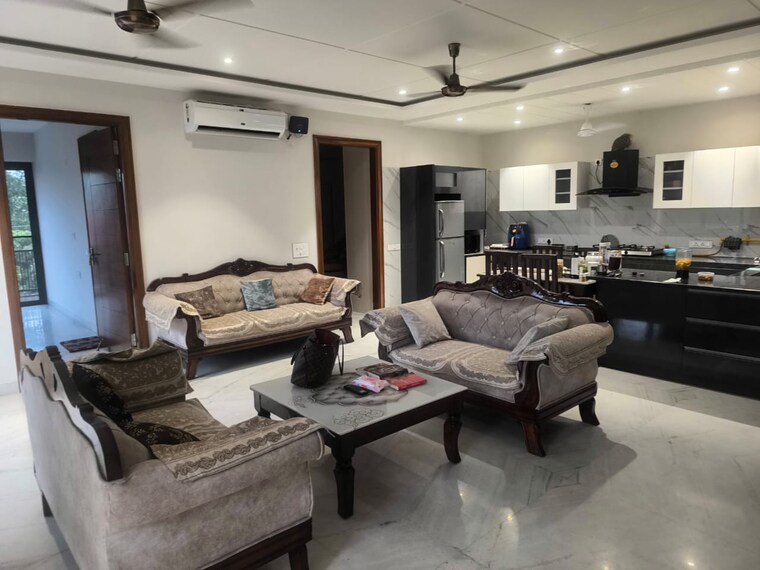 Living Room, sector 37 3 Bedroom 3400 Sq.Ft. Builder Floor In Sector 37 Chandigarh 9577164