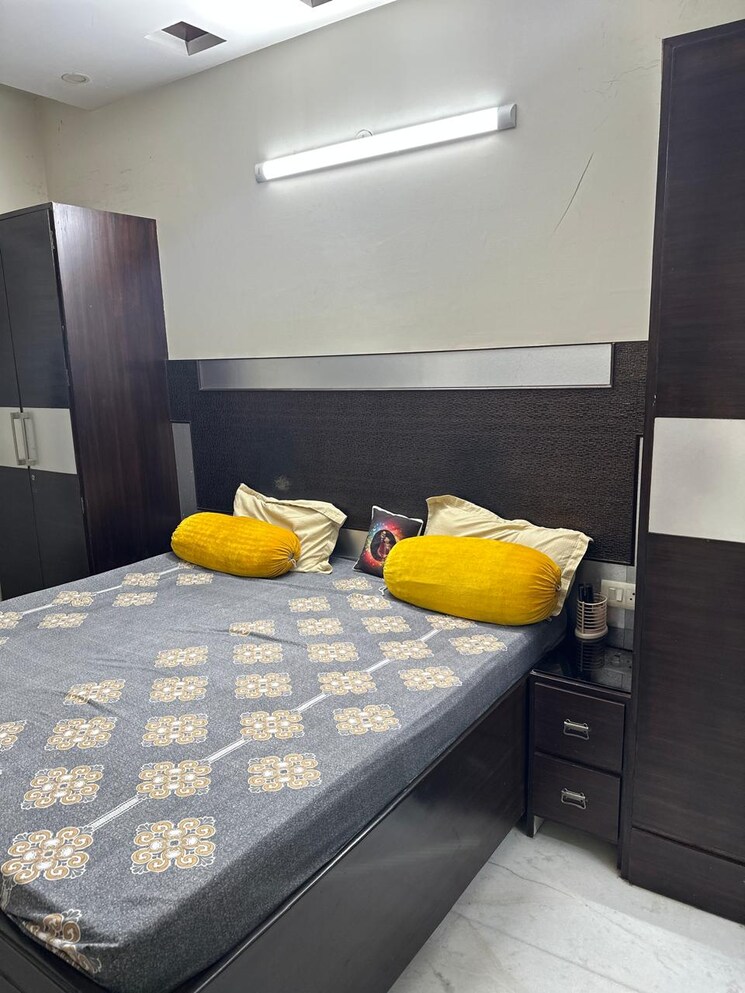 Bedroom, sector 37 3 Bedroom 3400 Sq.Ft. Builder Floor In Sector 37 Chandigarh 9577164