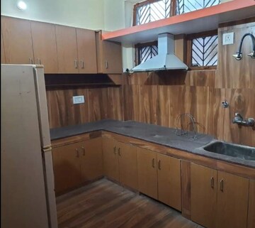 Kitchen in 3 BHK Apartment at Hazratganj – for Rent