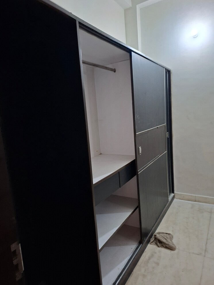 Kitchen, sector 48 3 Bedroom 300 Sq.Mt. Independent House In Sector 48 Noida 9577185