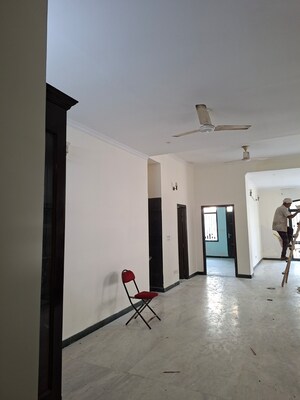 Staircase in 3 BHK Independent House at Sector 48 – for Rent