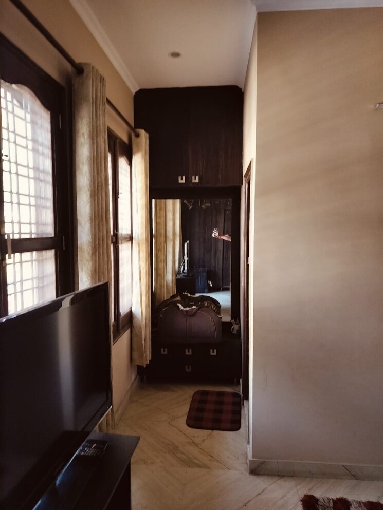 Kitchen, palam-vyapar-kendra 3 Bedroom 1450 Sq.Ft. Builder Floor In Sector 2 Gurgaon 9577190