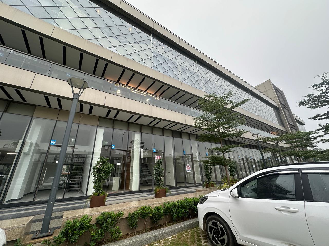 Retail Shop For Rent in BPTP District Walk