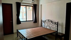 Bedroom in 2 BHK Apartment at Dona Paula – for Rent