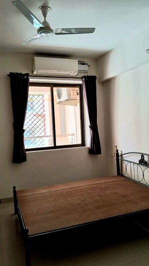 Room in 2 BHK Apartment at Dona Paula – for Rent