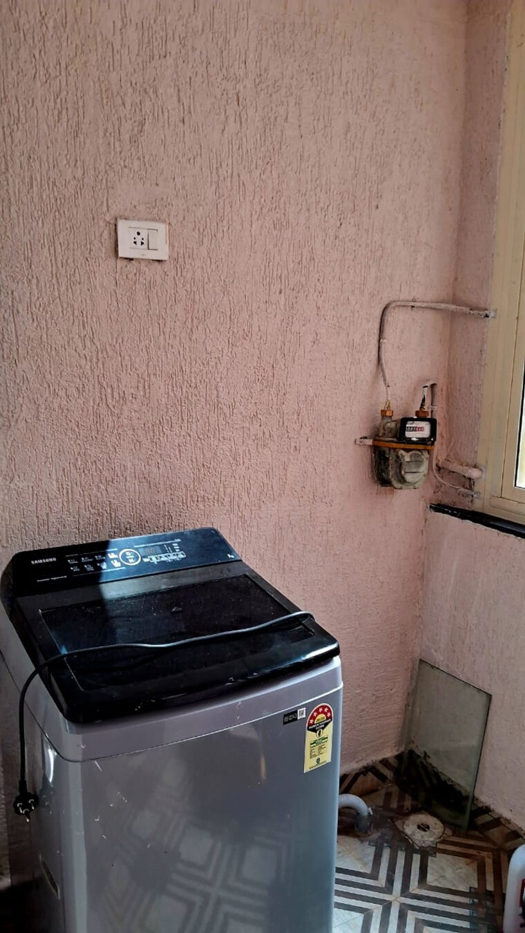 Attached Bathroom, dona paula 2 Bedroom 1000 Sq.Ft. Apartment In Dona Paula Goa 9577234