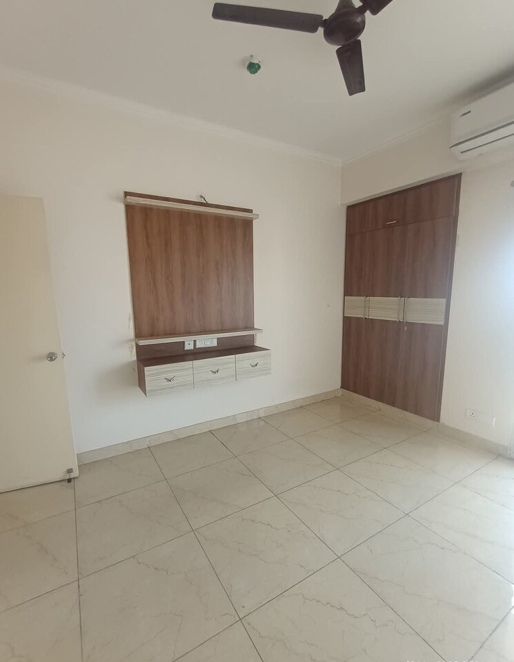 Room, saviour-green-arch 3 Bedroom 1530 Sq.Ft. Apartment In Tech Zone 4 Greater Noida Greater Noida 9577285