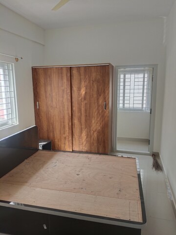 Room in 2 BHK Apartment at S V Residency Bellandur, Bellandur – for Rent