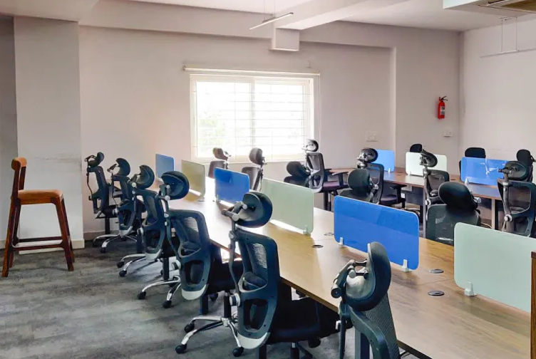 Office Space For Rent in Peninsula Business Park