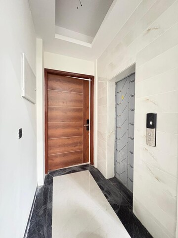 Building Lobby in 3 BHK Builder Floor at Sushant Lok I – for Rent