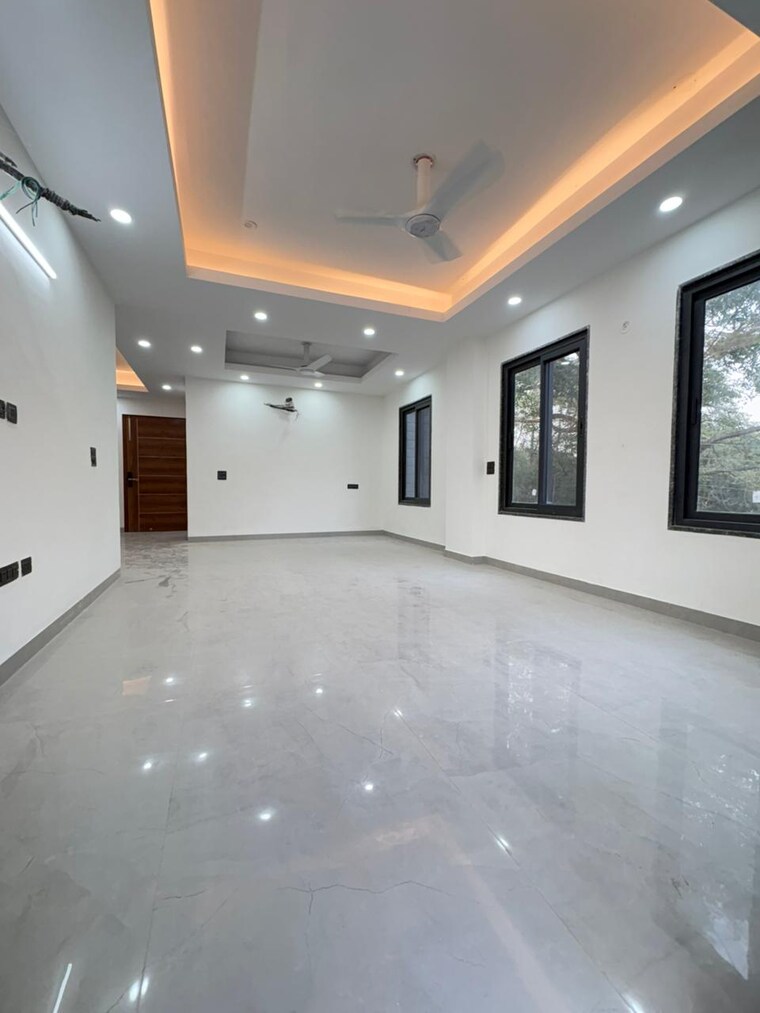 Room, sushant lok i 3 Bedroom 2800 Sq.Ft. Builder Floor In Sushant Lok I Gurgaon 9577325